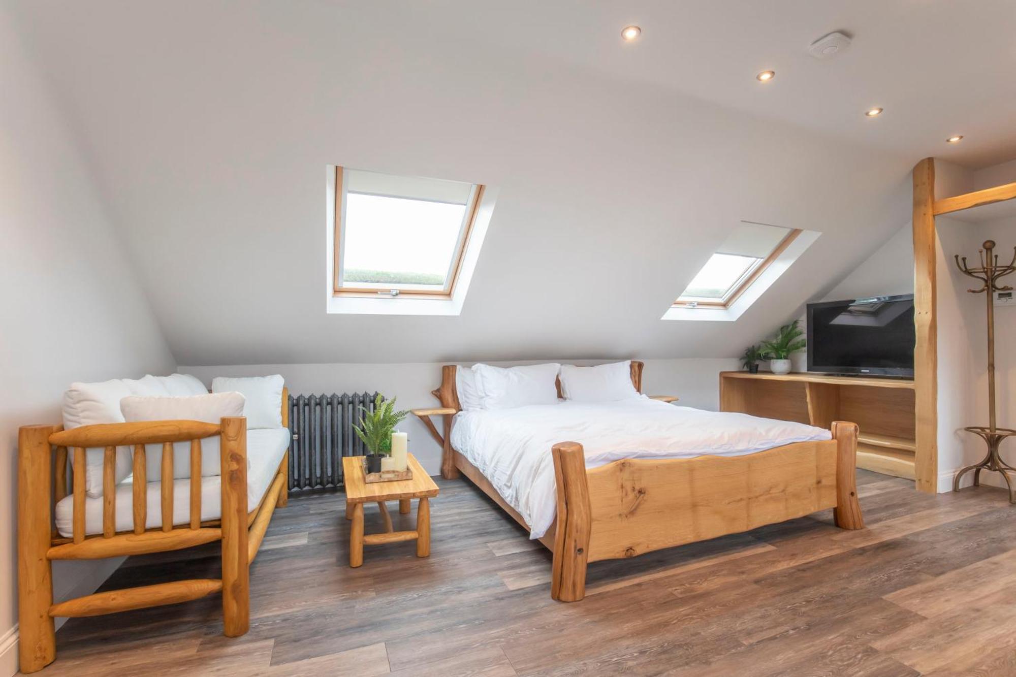 Stable Lodge - Boutique Bed & Breakfast Shurdington Ngoại thất bức ảnh