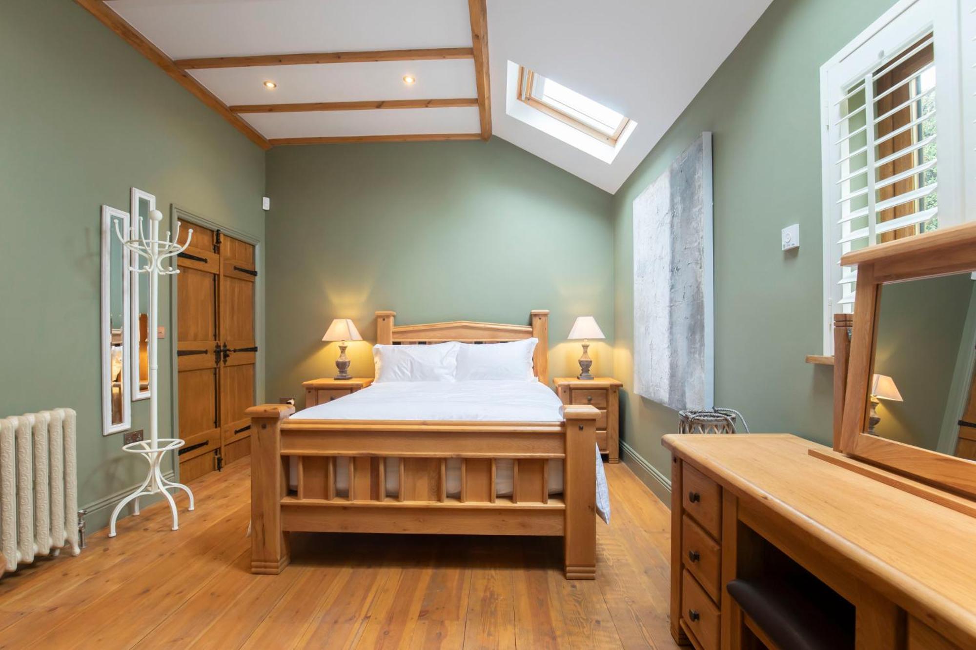 Stable Lodge - Boutique Bed & Breakfast Shurdington Ngoại thất bức ảnh