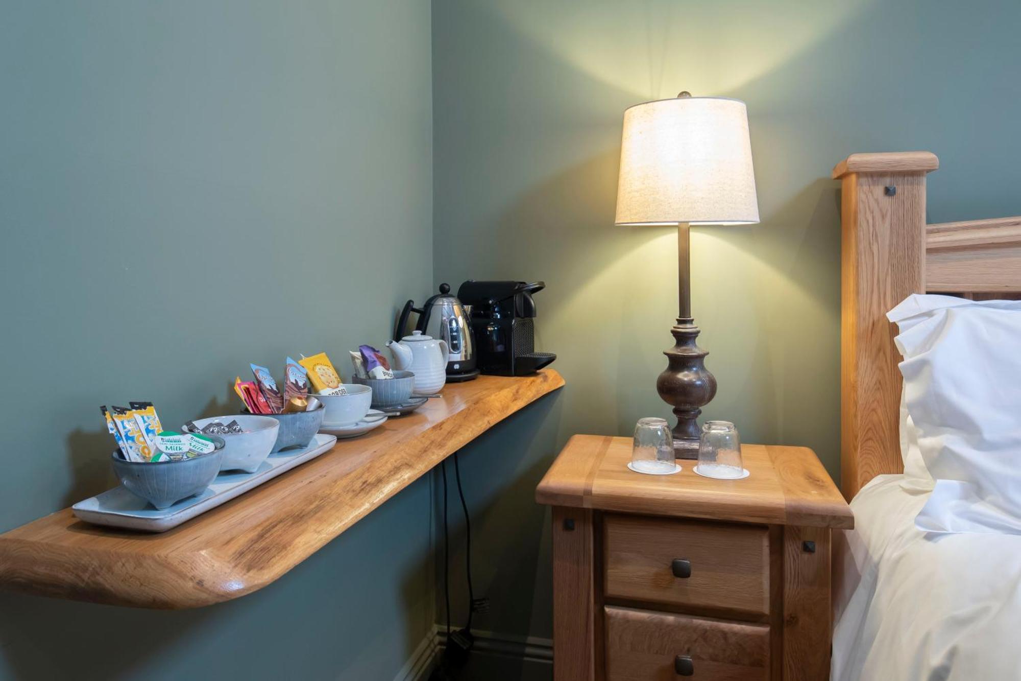 Stable Lodge - Boutique Bed & Breakfast Shurdington Ngoại thất bức ảnh